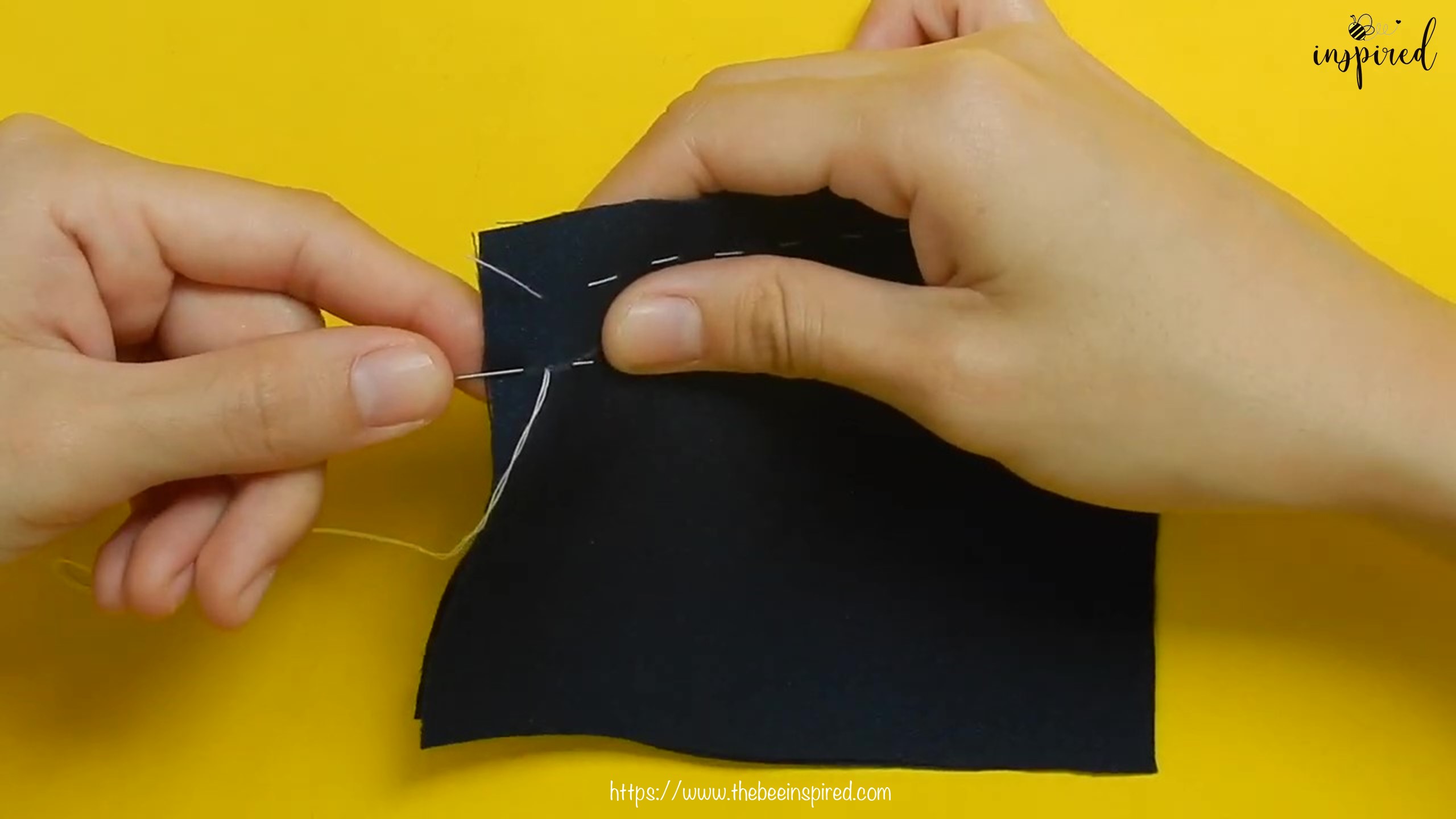 วิธีการเย็บด้นถอยหลัง (How to Sew a Back Stitch)_4