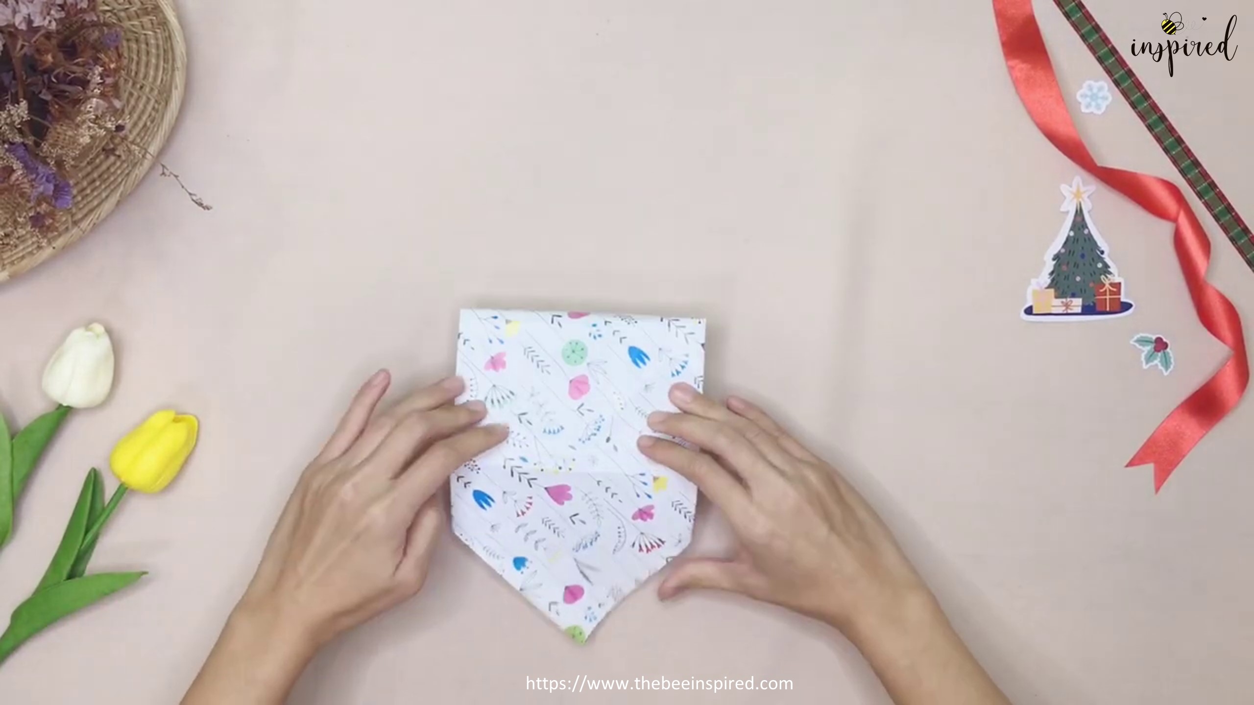 DIY Gift Wrapping for Valentine (No Tape)_12