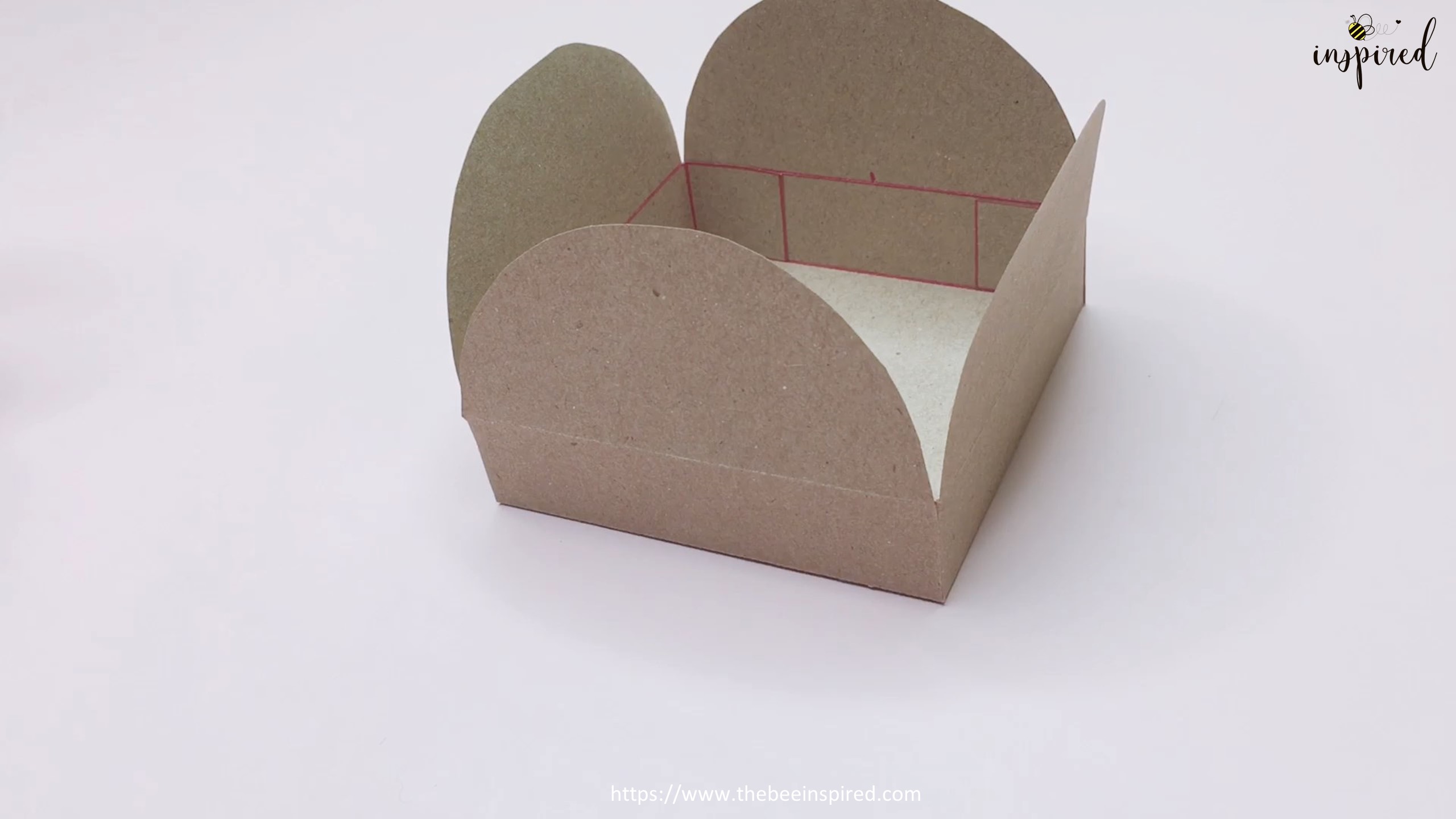 DIY Curve Top Paper Gift Box Packaging_15