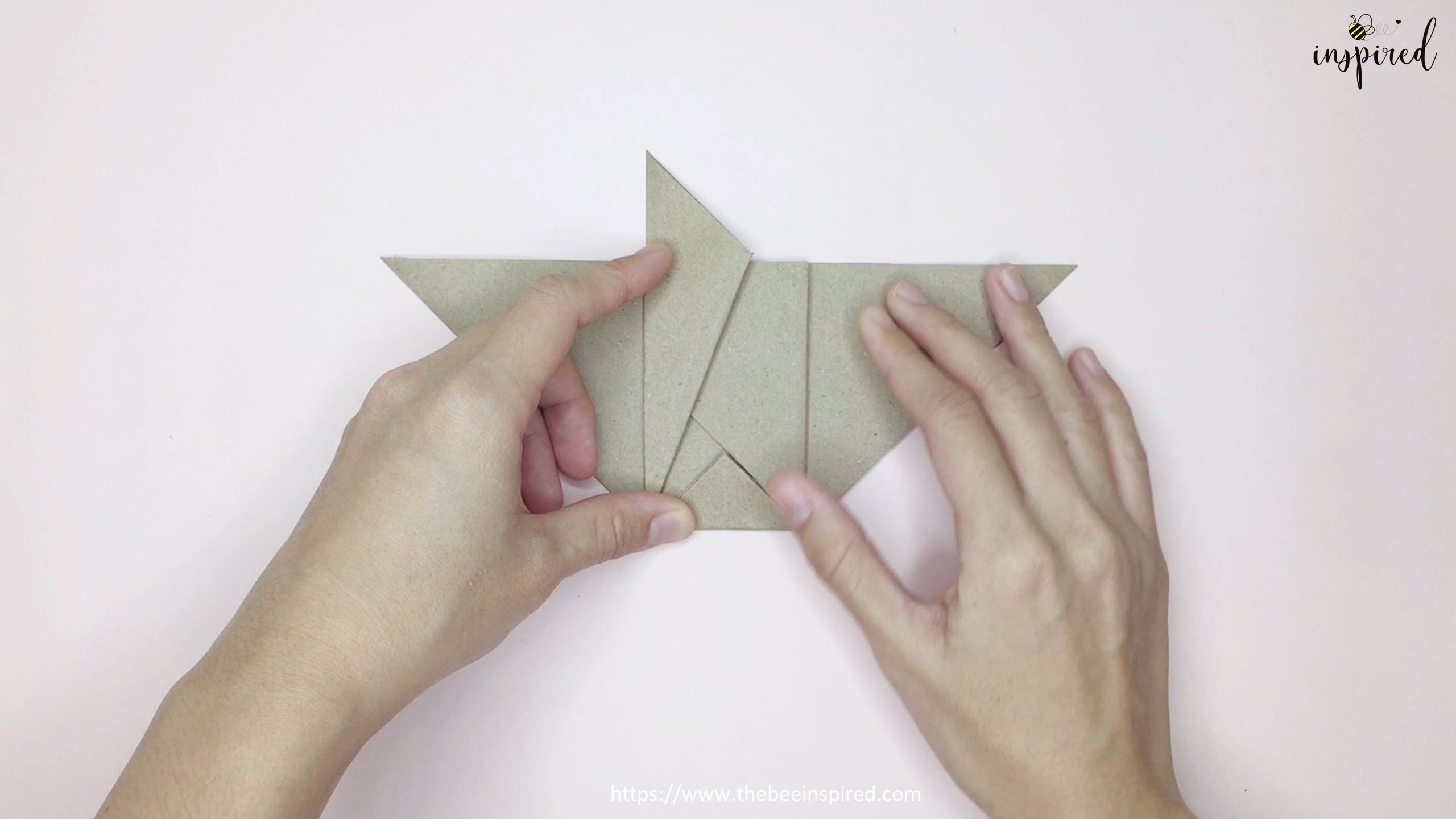 DIY Origami Paper Gift Box Packaging_16