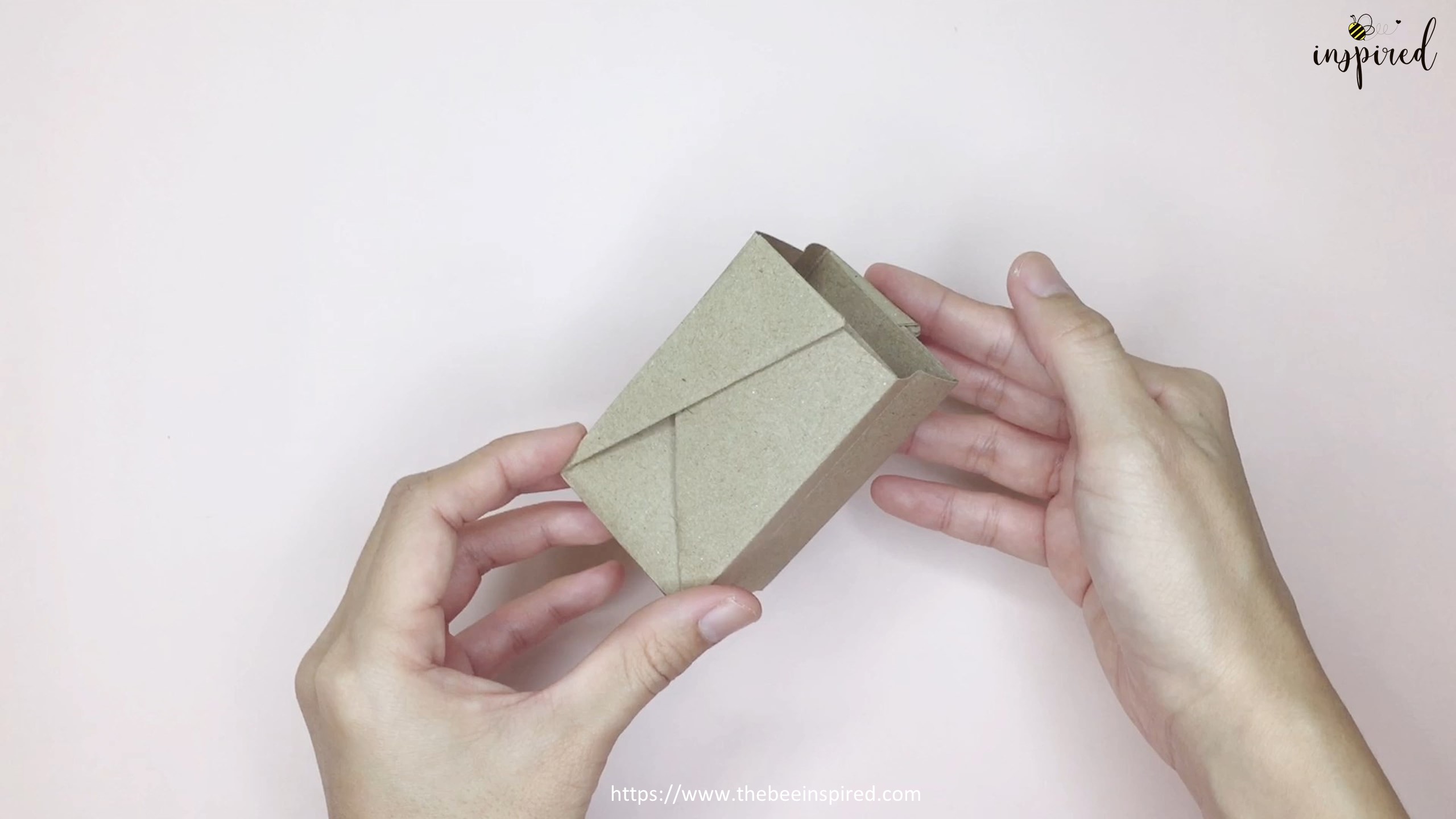 DIY Origami Paper Gift Box Packaging_23