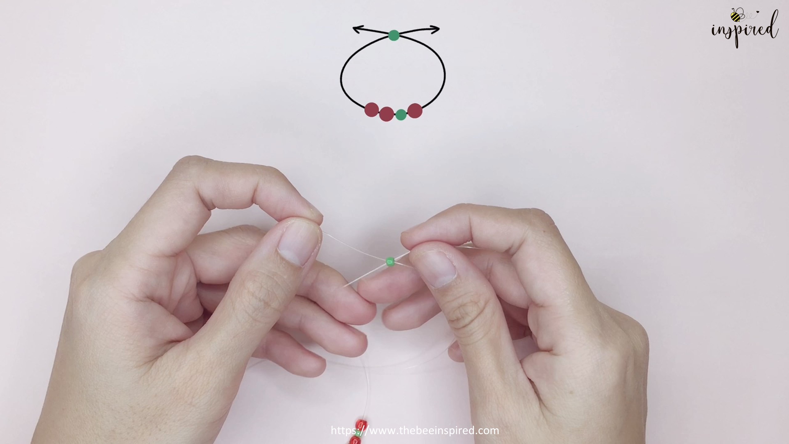 How to Make Mistletoe (2 Leaves) Beaded Ring for Christmas_4