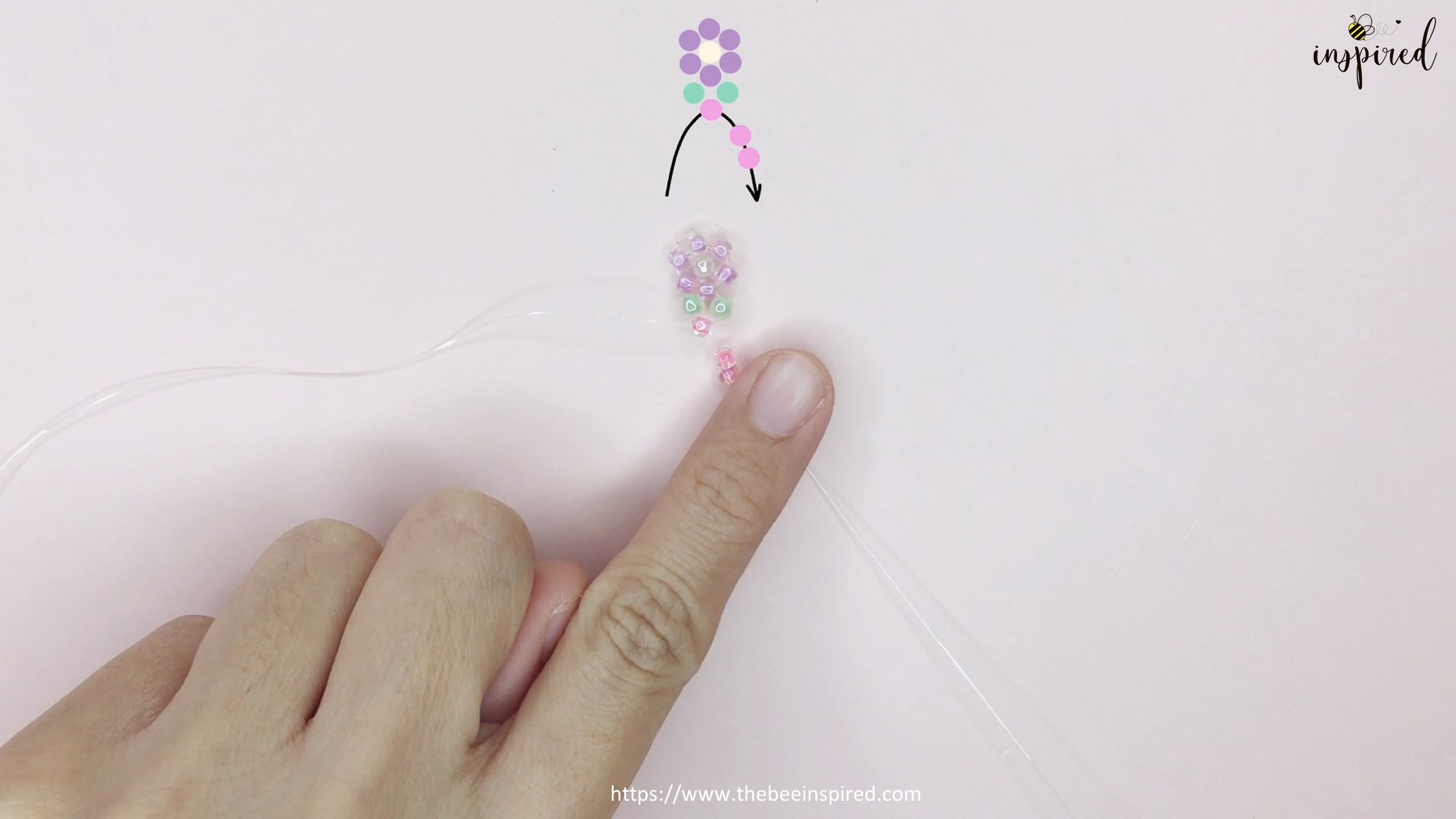 How to Make Daisy Flower _ Leave Beaded Bracelet Jewelry_12