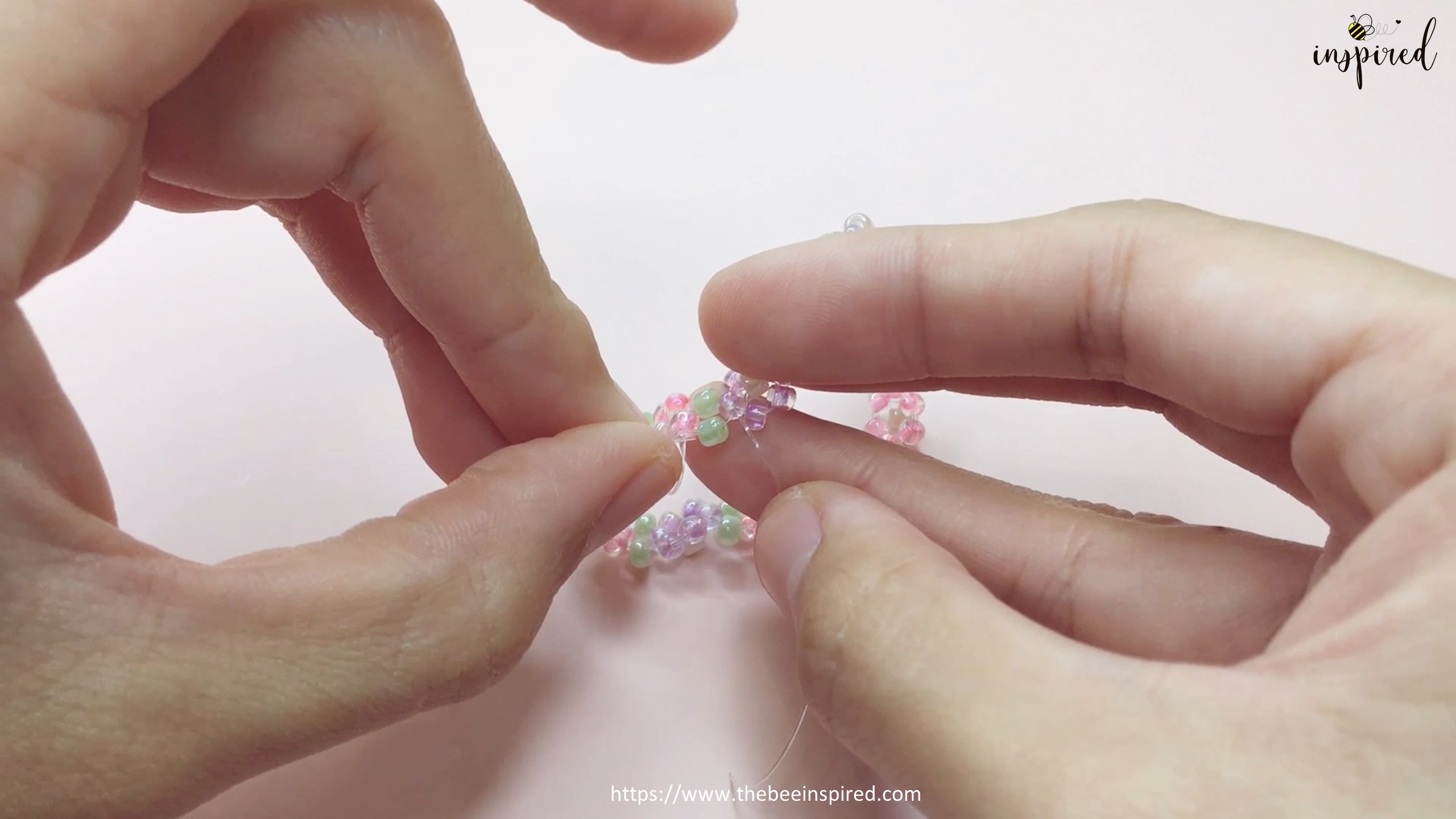 How to Make Daisy Flower _ Leave Beaded Bracelet Jewelry_25