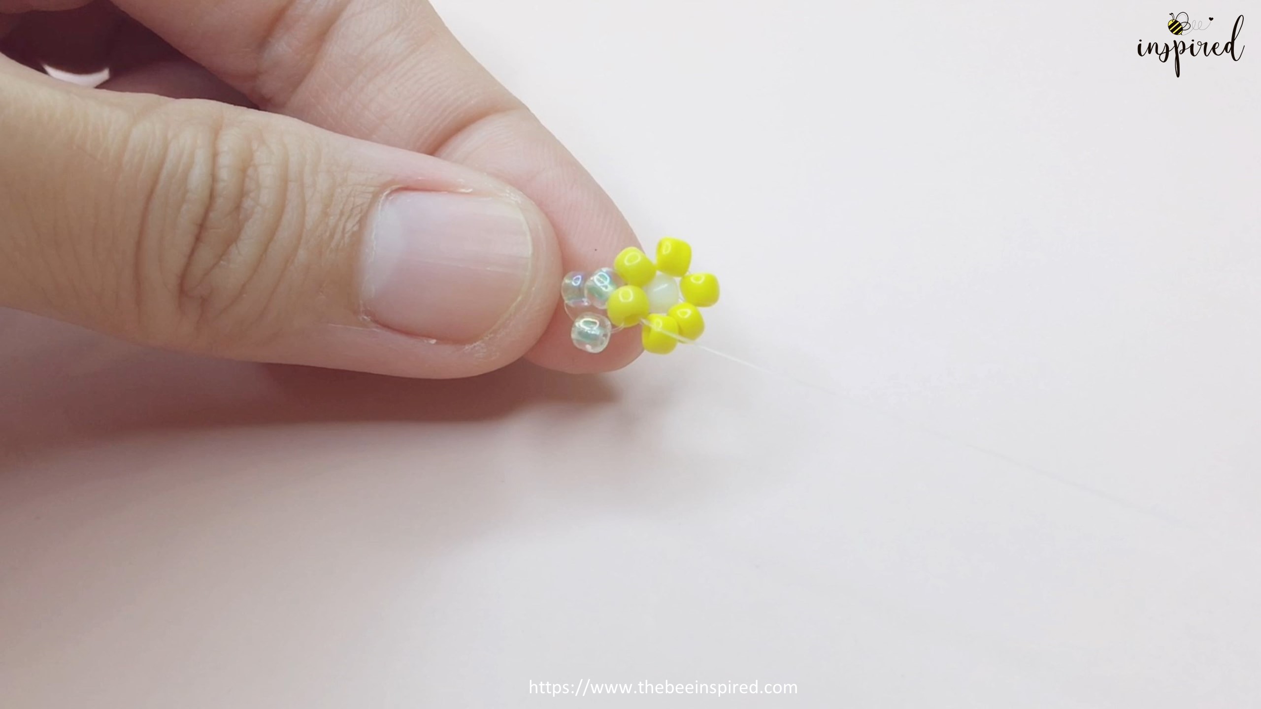 How to Make Daisy Flower Beaded Ring_12